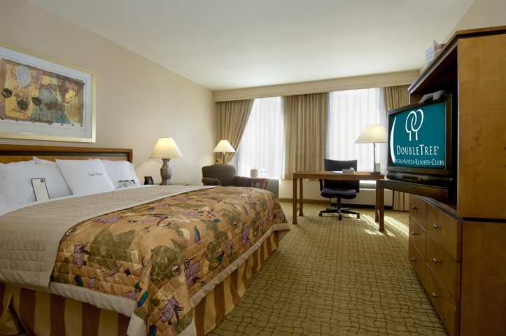 Doubletree By Hilton Atlanta Airport Hotell College Park Rom bilde